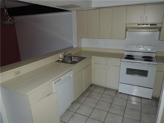 3rd image of 8520 SW 212th St APT 103