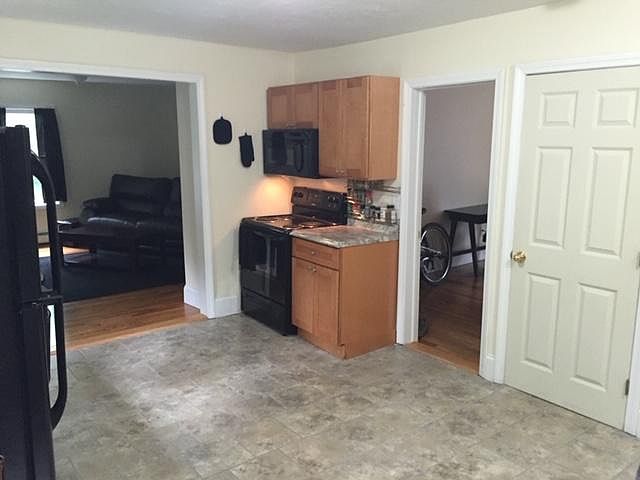 2nd image of 108 Summer St APT 4