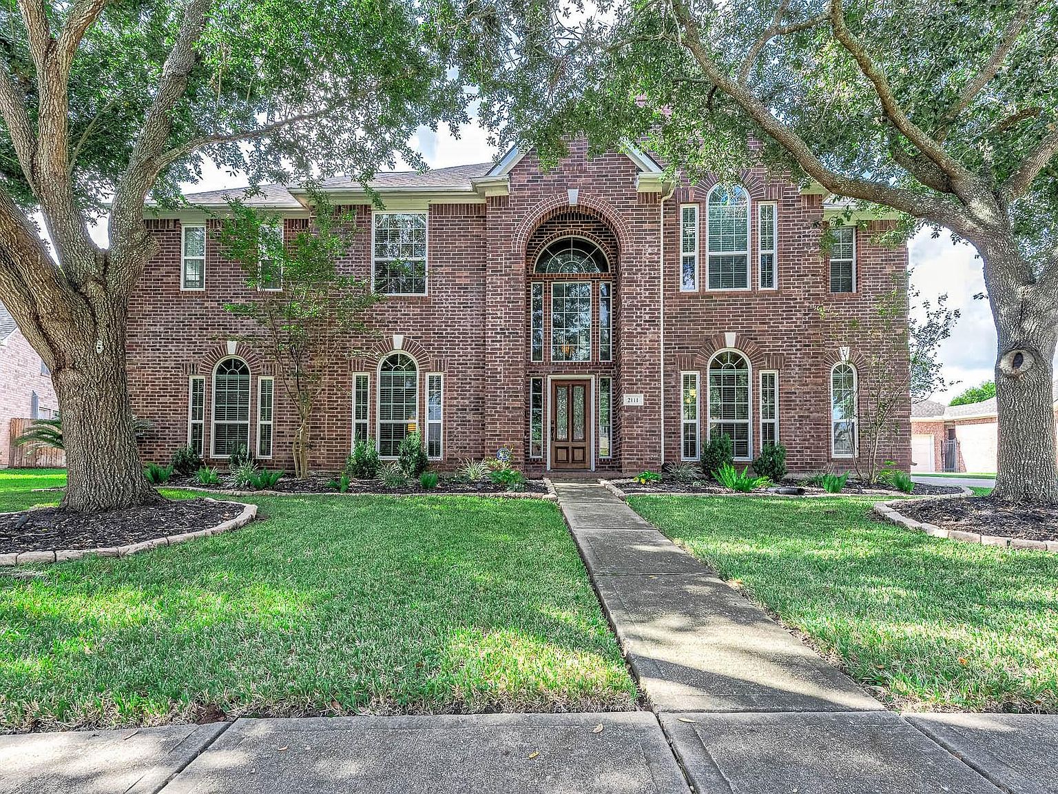 2111 S Pecan Trail Dr