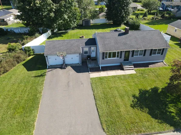 67 Prairie Avenue, Derby, CT 06418