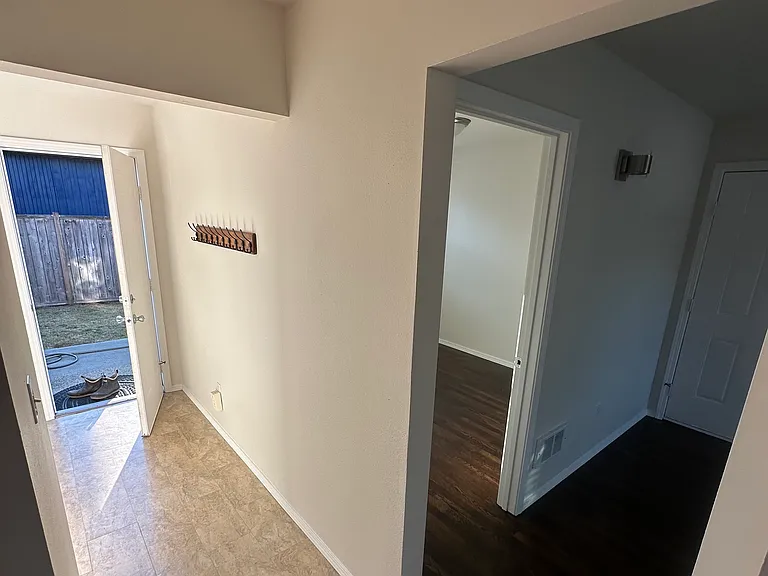 404 E Stanley St — Photo 19