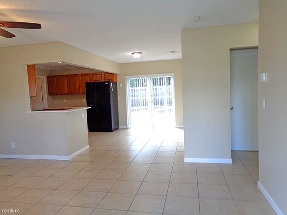 656910b2-df72-4019-bdc5-8653f0b6220c-w_1500-h_1000