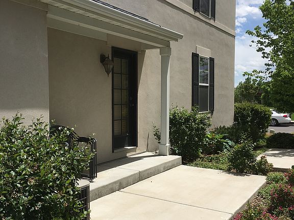 Side patio
