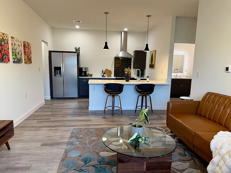 Point Gardens Apartments — Photo 82