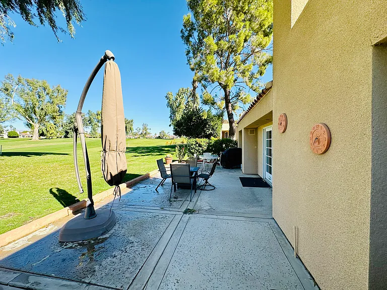 19 Mission Ct — Photo 13