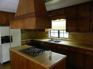 1460 Stoneleigh Hill Rd, Lithonia, GA 30058