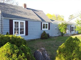 38 Franklin St, Riverside, RI 02915