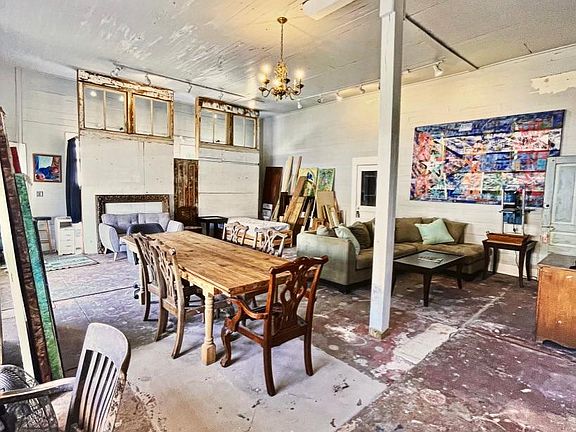 3rd image of 2627 Avenue K