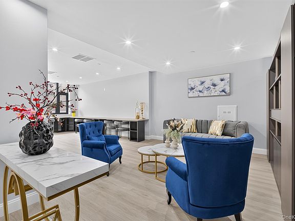 4th image of 31-35 137th Street #5E