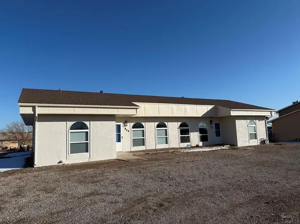 846-848 S Bellflower Dr, Pueblo, CO 81007