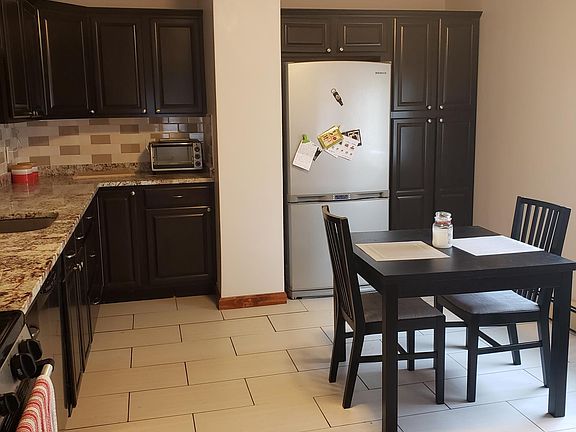 Eat in kitchen