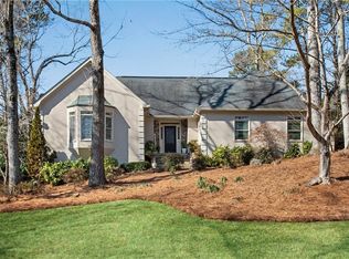 3291 Coachmans Way NE, Roswell, GA 30075