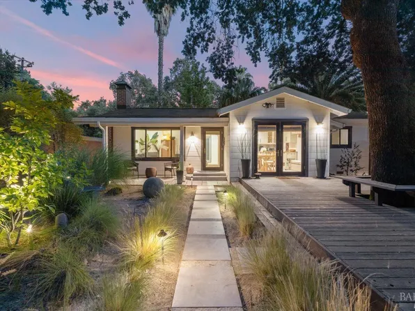 130 Orchard Avenue, Sonoma, CA 95476