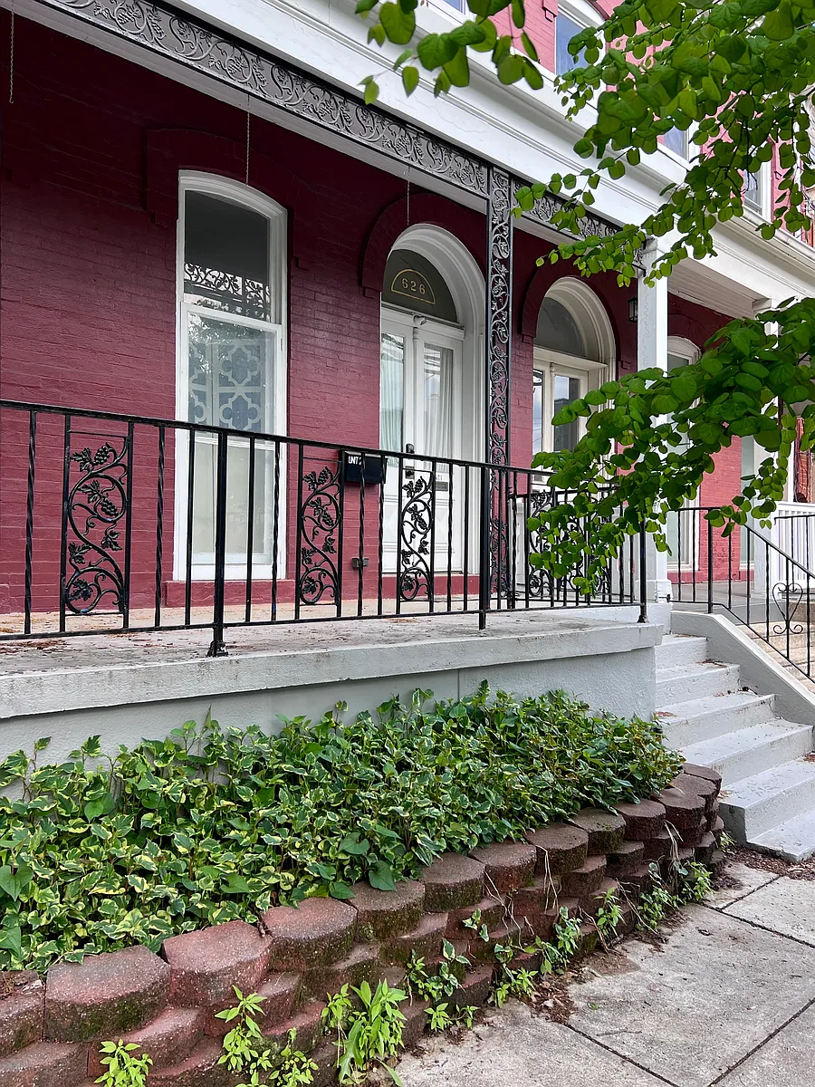 Building Photo - 626 N Lime St #2