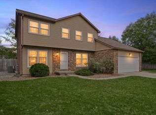 2404 Provine Cir, Urbana, IL 61801