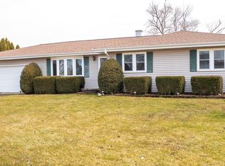 1106 Davison St, Joliet, IL 60433