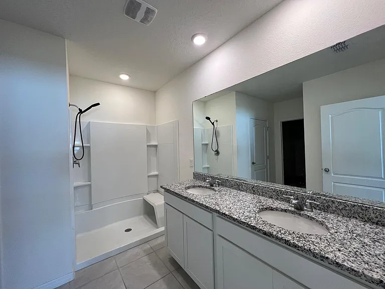 472 Lily Ln — Photo 11