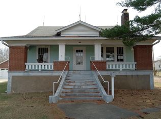 311 S Wood Ave, Fredericktown, MO 63645