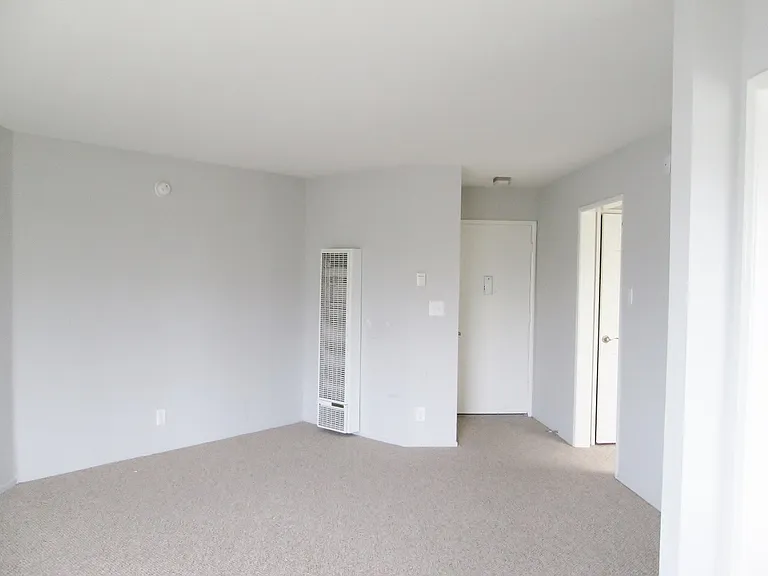 3462 Mentone Ave — Photo 11