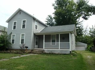 207 Glenwood St, Elyria, OH
