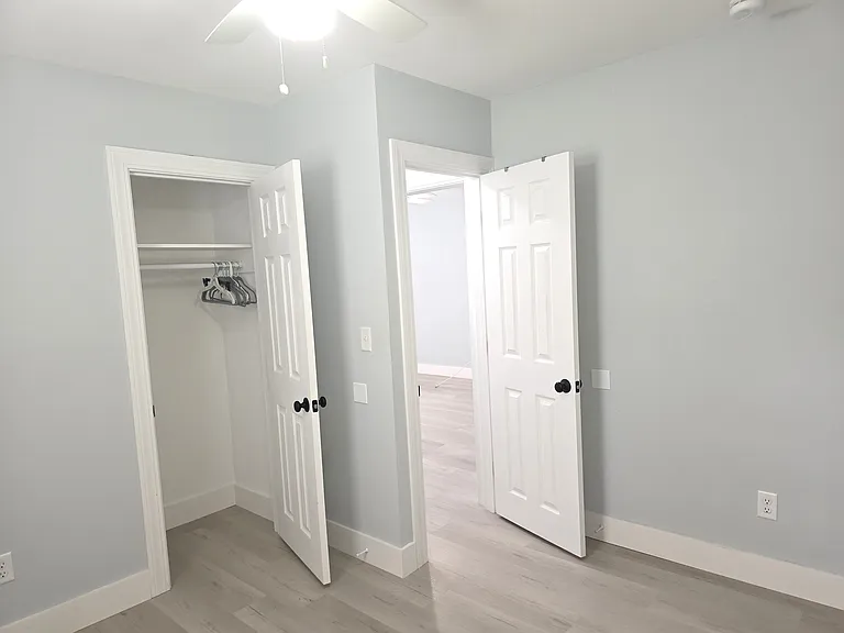 1167 Phinneys Ln #5 — Photo 12