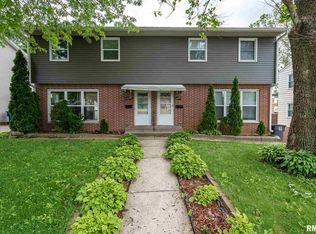 424 30th Ave, Moline, IL 61265