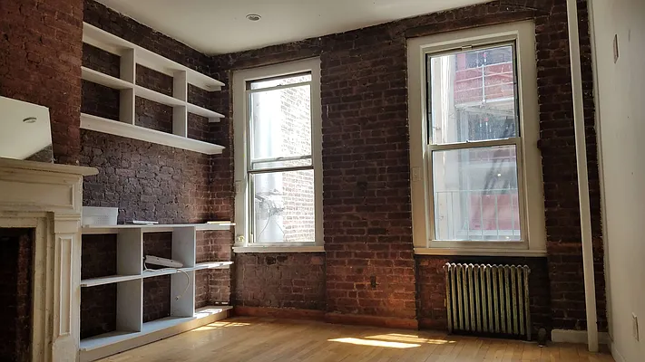 Rented by Matthew Gros-Werter, LREB  | media 9