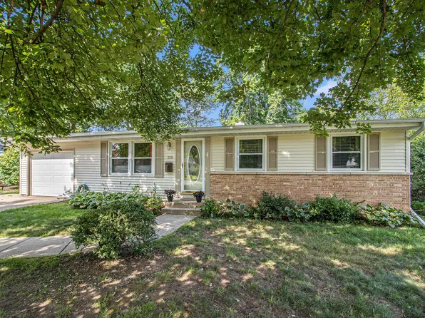 128 Winston Dr, Battle Creek, MI 49015