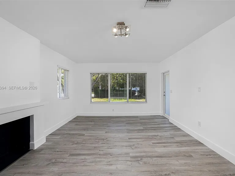 14120 NW 2nd Ave — Photo 6
