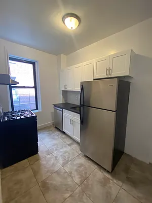 Rented by Houses of New York Realty LLC | media 10