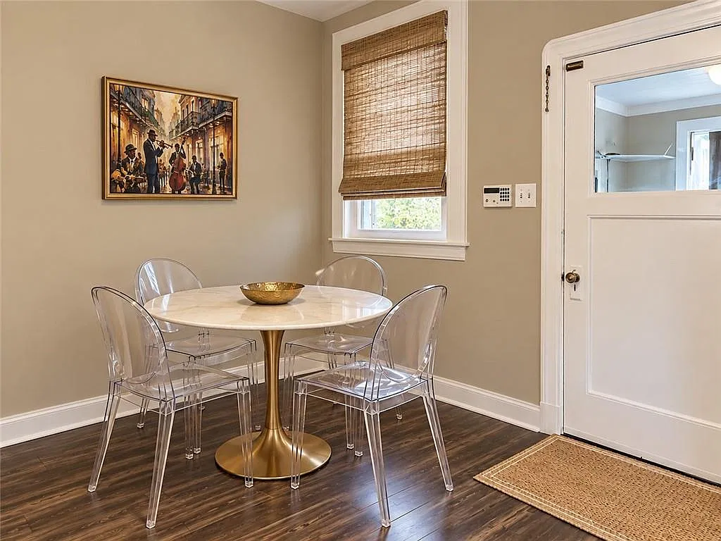 2 bed, 1350 sqft, $1,725 — Photo 4