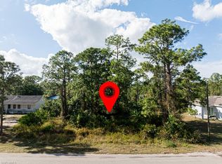 921 Moore AVE, LEHIGH ACRES, FL 33972