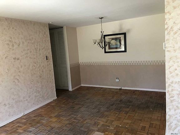 3rd image of 14 Glen Hollow Dr APT E46
