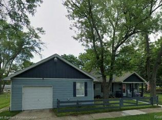 715 E Tennyson Ave, Pontiac, MI 48340