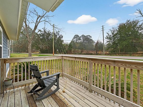 3rd image of 703 Bonnieview Rd