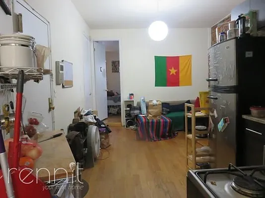 Rented by Rennit Inc. | media 21