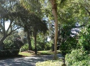 551 Shores Dr, Indian River Shores, FL 32963