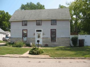 445 Alena St, Wabash, IN 46992
