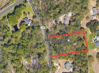 Oakbrook Rd, Tyler, TX 75703