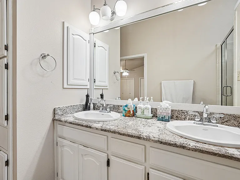 2639 Country Square St — Photo 21