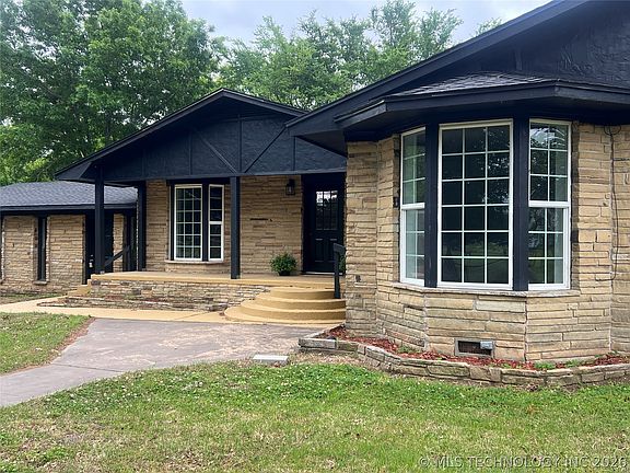 4th image of 563 W Chambers Rd
