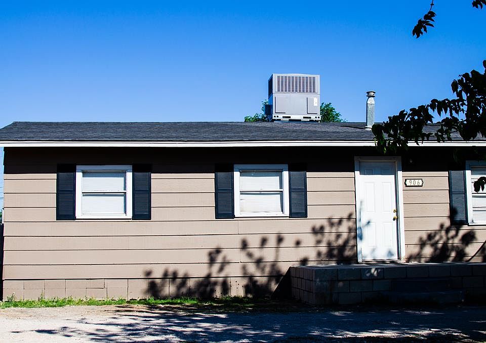 1st image of 906 Yucca Ave