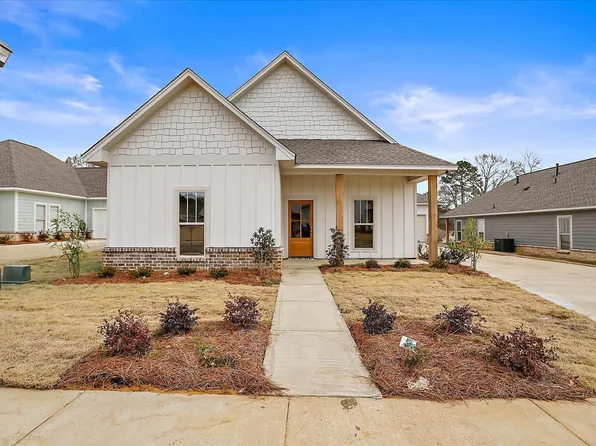 827 Long Leaf Cir, Brandon, MS 39042