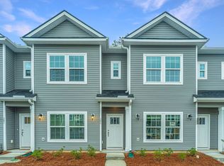 302 Twin Rivers Dr, Wando, SC 29492