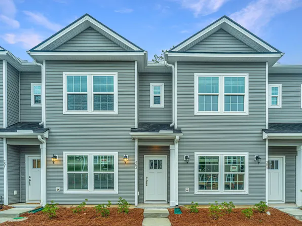 1601 Twin Rivers Dr, Wando, SC 29492