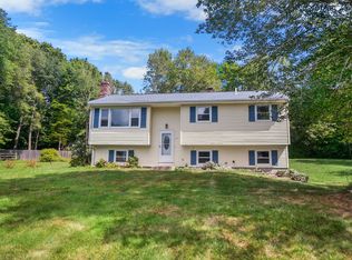 25 Myrtle Rd, Griswold, CT 06351
