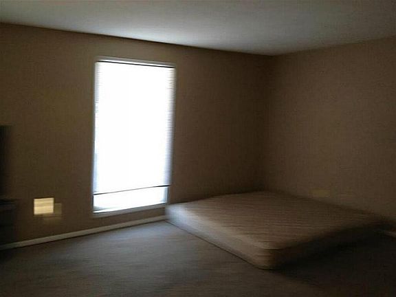 5th image of 2538 W Memorial Dr #2540