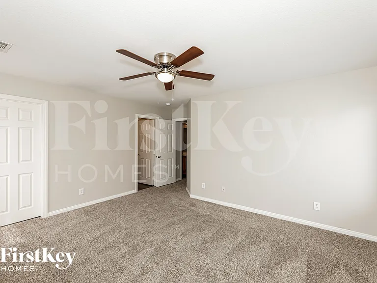 6245 Maidenhair Fern Ct — Photo 10