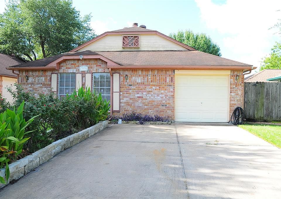 1st image of 13935 Bonnercrest Dr
