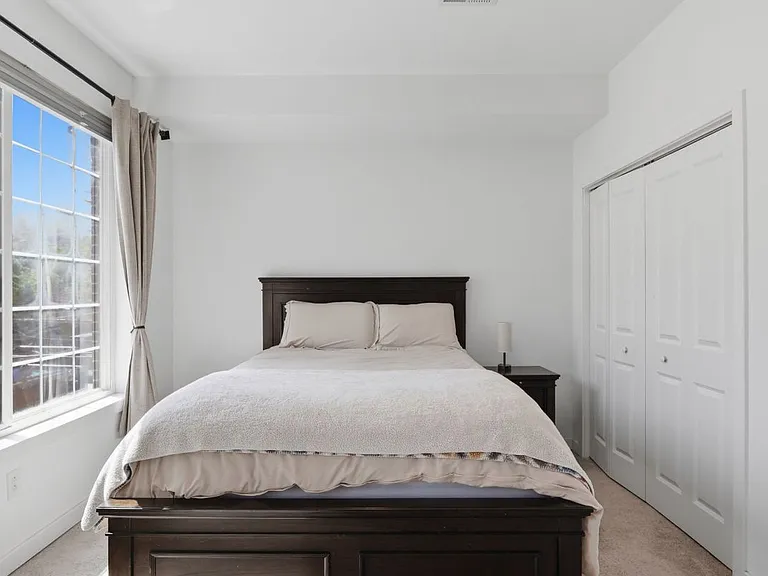 1113 Lemon St #TOWNHOUSE — Photo 12